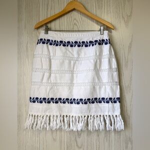 For Cynthia White Linen Blend Tassel Hem Skirt Size M NWT